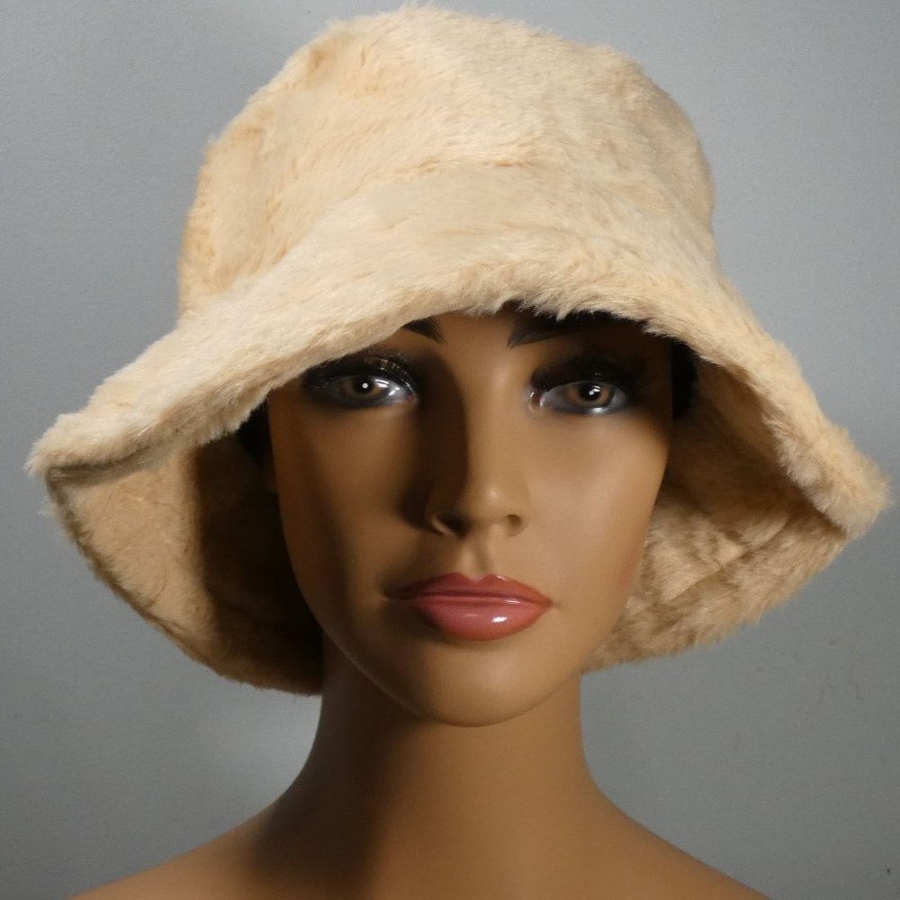Fabulous! Fun Stylish Fashionable Faux Fur Bucket Hat Tan